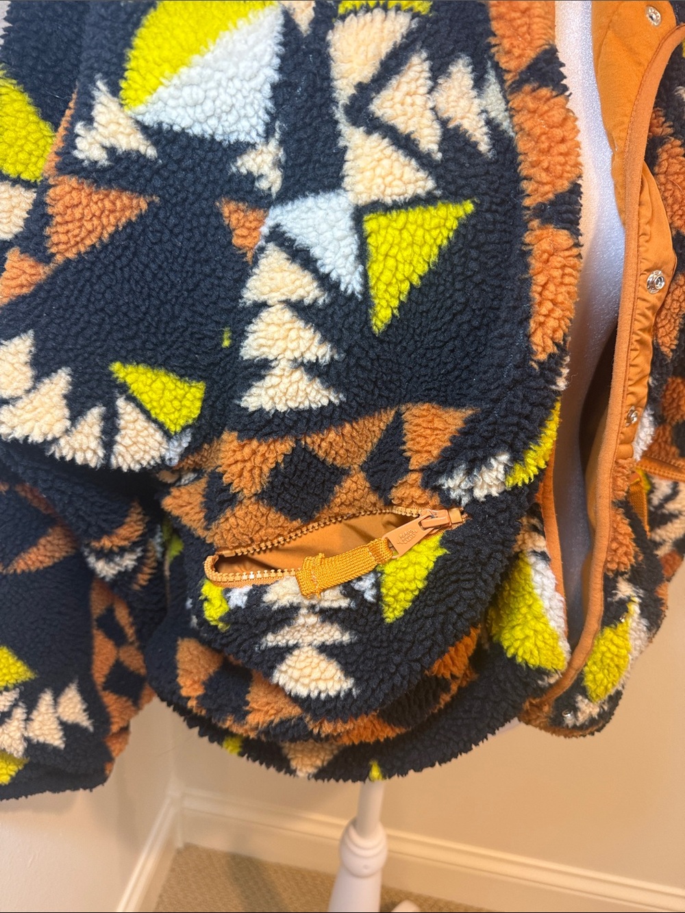 Women’s Black Patterned Sherpa Jacket - Multicolor Geometric - Picture 3 of 5